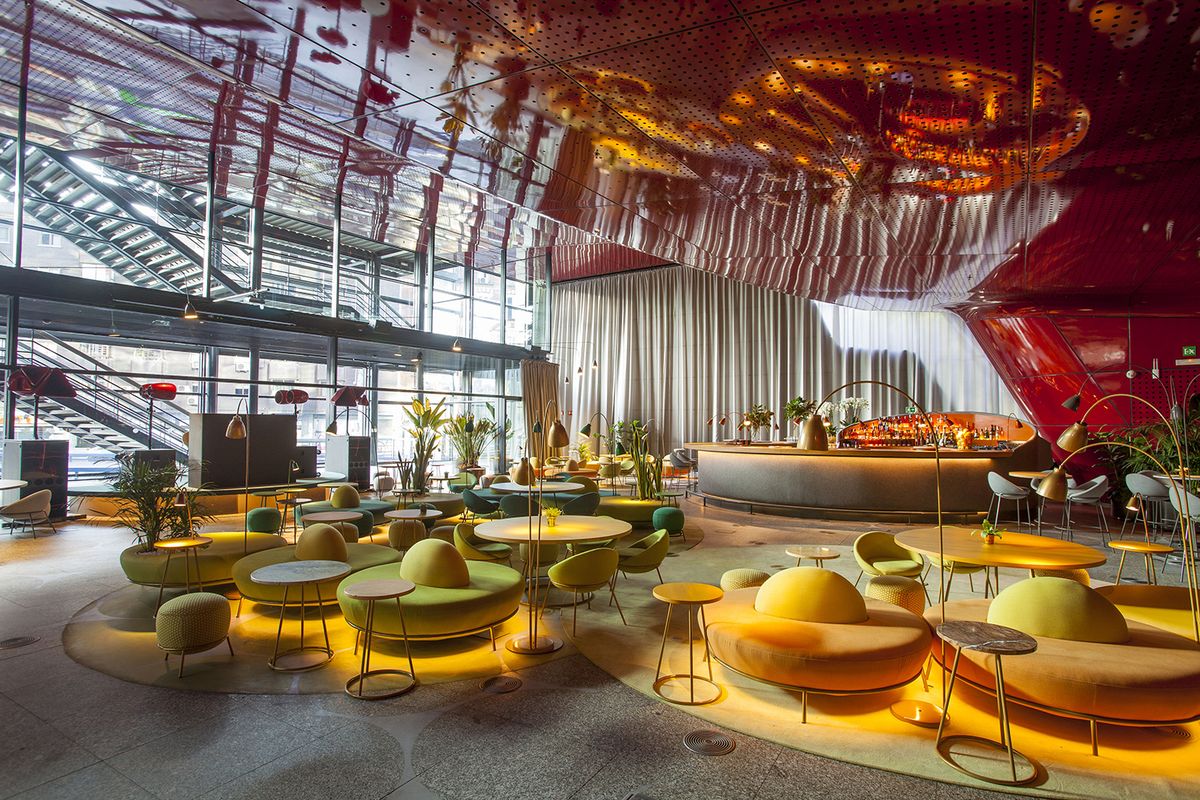 NUBEL bajo la cúpula roja del Edificio Nouvel, Museo Reina Sofía